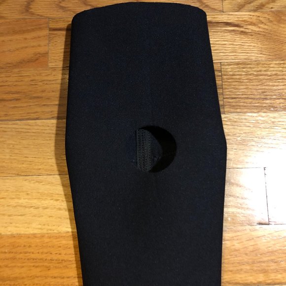 NIB Preferred Plus Pharmacy Black Neoprene Knee Sleeve Small - Picture 3 of 10